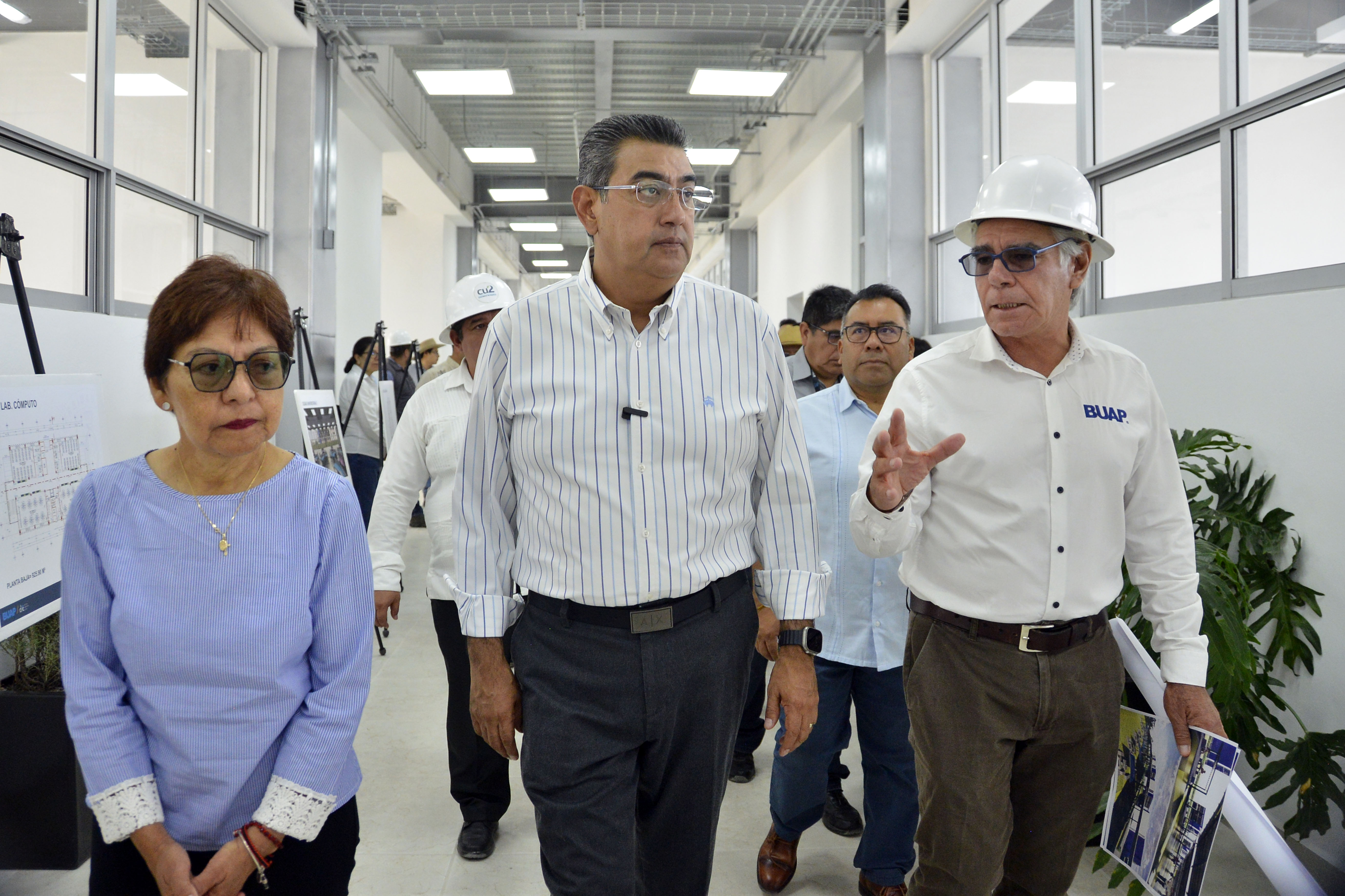 La Rectora Mar A Lilia Cedillo Ram Rez Y El Gobernador Sergio Salom N